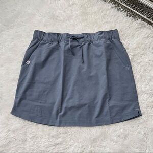 Stio Women's Vallis Skirt. COLOR -Stormy Weather. Size 10. New.Active comfort